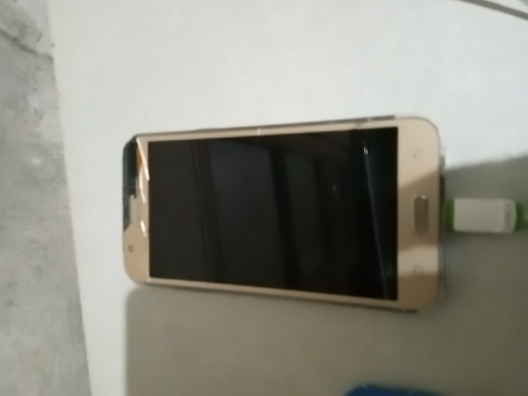 Samsung j5